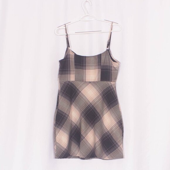 URBAN OUTFITTERS Keya Plaid Mini Dress Size L - Picture 5 of 7